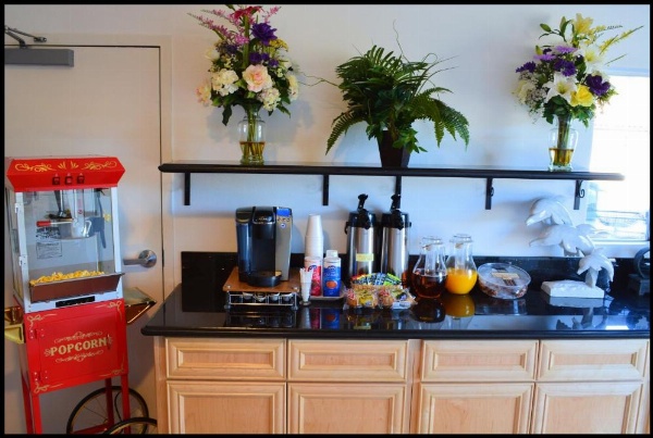 Sunset Motel image 16